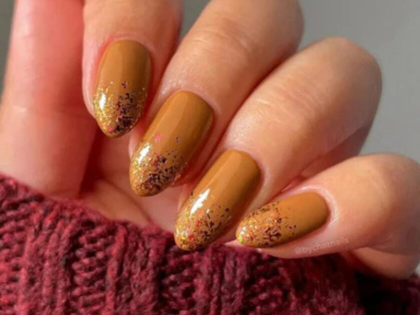 Sparkly Cinnamon Latte Nails Art