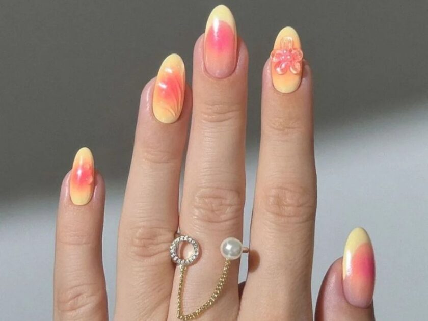 Hibiscus Accent Nails