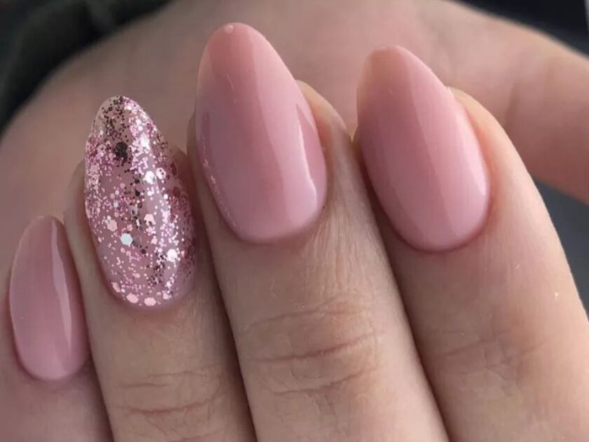 Rose Gold Foil Nail Inspo