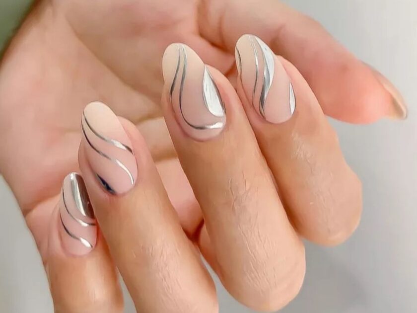 Silver Swirl Nails