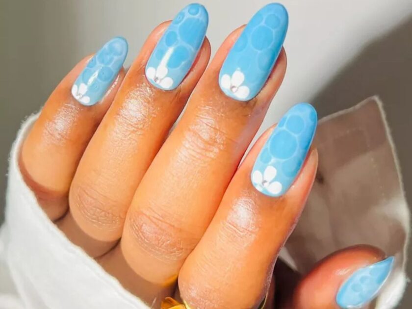 Water Surface Effect Nails