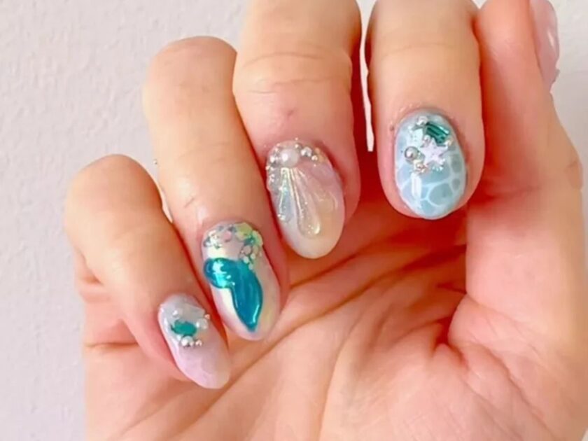 3D Mermaid Nails