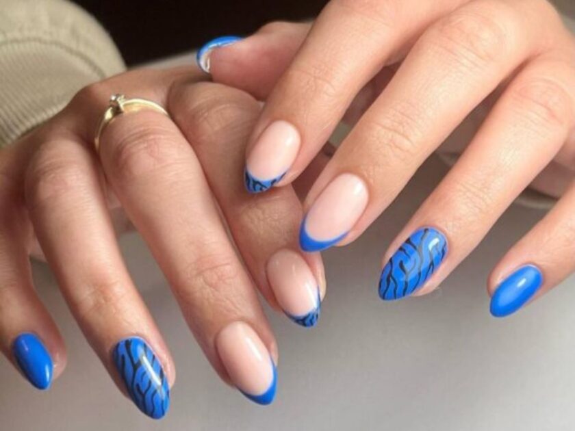 Blue Mirage Zebra Pattern Nail