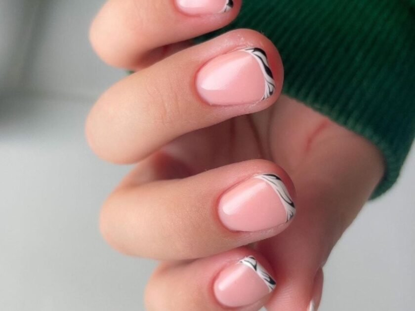 short nail round tips zebra print